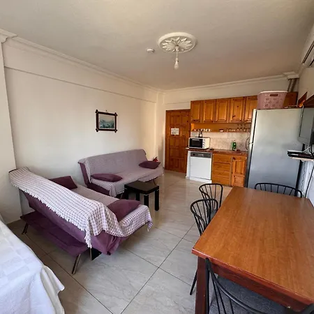 Elitas Aparthotel 3*